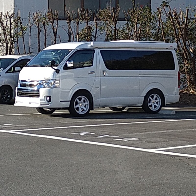 トヨタ ハイエースワゴン GL_4WD(AT_2.7)