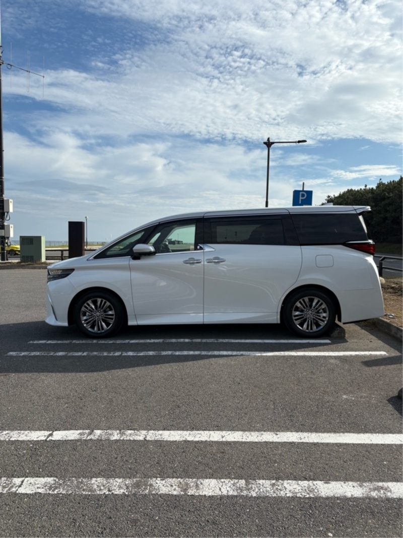 トヨタ アルファード Z(CVT_2.5_ガソリン)