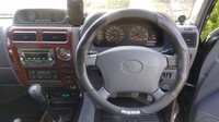 トヨタ ランドクルーザープラド TXワイド_4WD(5ドア_MT_3.0ディーゼル)