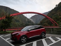 プジョー 3008 GTライン ブルーHDi_RHD(EAT_2.0)