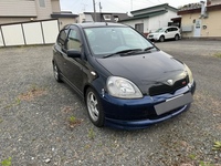トヨタ ヴィッツ RS(5ドア_MT_1.5)