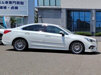 スバル レガシィB4 レガシィ B4 リミテッド_AWD(CVT_2.5)