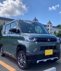 三菱 デリカミニ Tプレミアム_4WD(CVT_0.66)