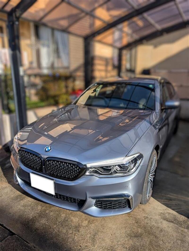 BMW 5シリーズ プラグインハイブリッド 530e iパフォーマンス Mスポーツ_RHD(AT_2.0)