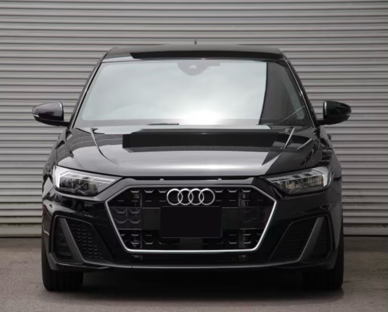 アウディ A1 スポーツバック A1 スポーツバック 35 TFSI Sライン_RHD(Sトロニック_1.5)