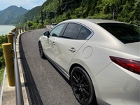 マツダ MAZDA3 セダン XD レトロスポーツエディション(EC-AT_1.8)