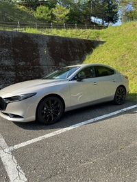マツダ MAZDA3 セダン XD レトロスポーツエディション(EC-AT_1.8)