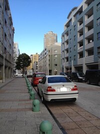 BMW 3シリーズ セダン 330i_RHD(AT)