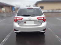 トヨタ ヴィッツ F_4WD(CVT_1.3)