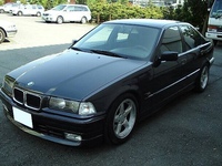 BMW 3シリーズ セダン 320i_LHD(AT_2.0)