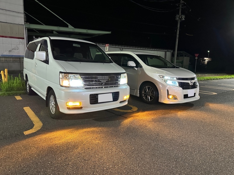 日産 エルグランド V(AT_3.0ディーゼル_8人乗)