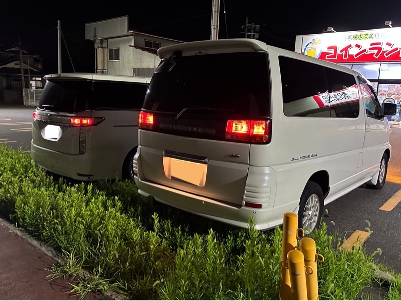 日産 エルグランド V(AT_3.0ディーゼル_8人乗)