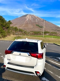 三菱 アウトランダーPHEV