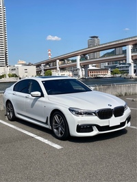 BMW 7シリーズ 740i Mスポーツ_RHD(AT_3.0)