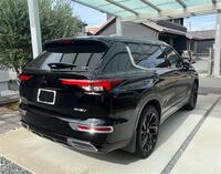 三菱 アウトランダーPHEV ブラックエディション_7人乗り_4WD(2.4)