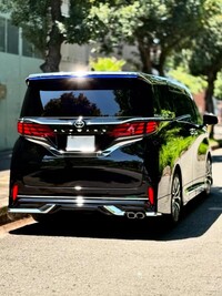トヨタ アルファード エグゼクティブラウンジ_E-Four(CVT_2.5_ハイブリッド)
