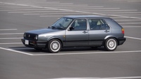 フォルクスワーゲン ゴルフ (ハッチバック) GLi_RHD(5ドア_AT_1.8)