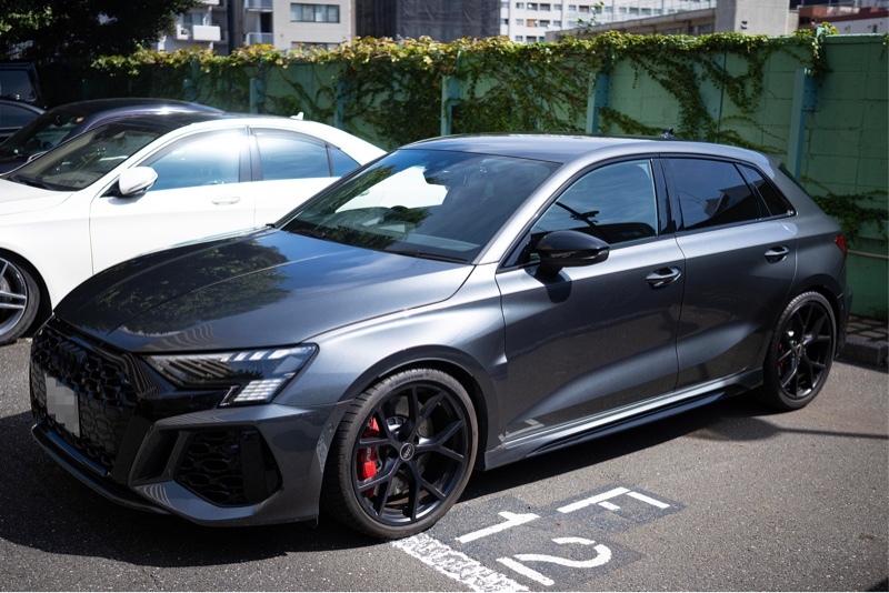アウディ RS3 スポーツバック RS3 スポーツバック_RHD_4WD(AT_2.5)