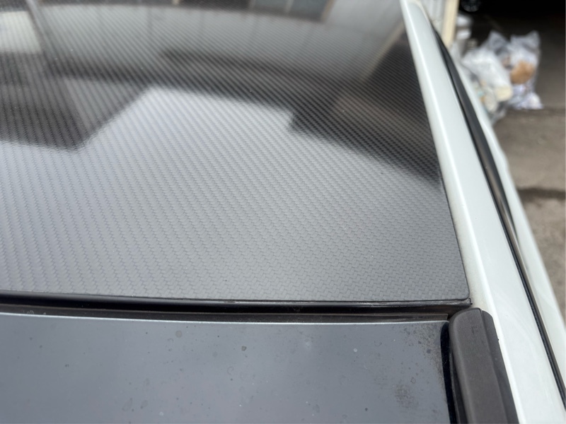 ボルボ V40 Rデザイン カーボンエディション_RHD(AT_2.0)
