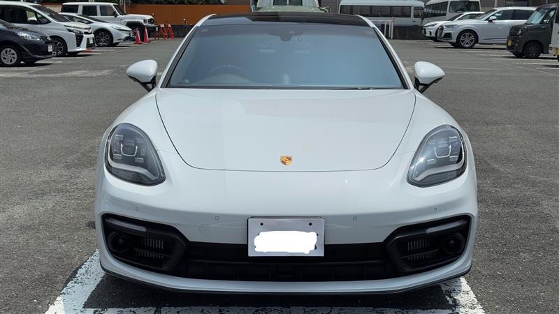 ポルシェ パナメーラ PHV
