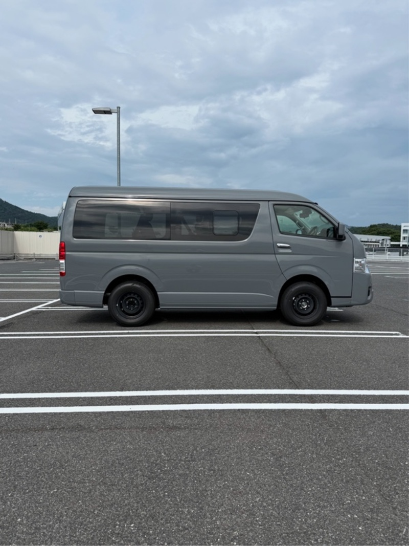 トヨタ ハイエースワゴン GL_4WD(AT_2.7)