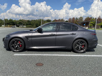 アルファロメオ ジュリア 2.9 V6 ビターボ クアドリフォリオ_RHD(AT_2.9)