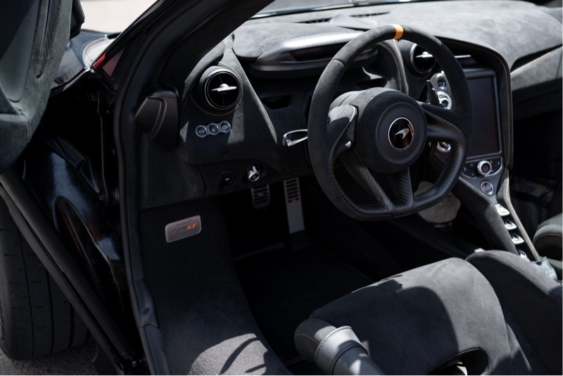 マクラーレン 765LT スパイダー