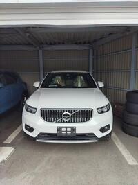 ボルボ XC40 B4 AWD インスクリプション_RHD_AWD(DCT_2.0)