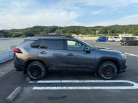 トヨタ RAV4ハイブリッド アドベンチャー“オフロードパッケージ II”_E-Four(CVT_2.5_ハイブリッド)