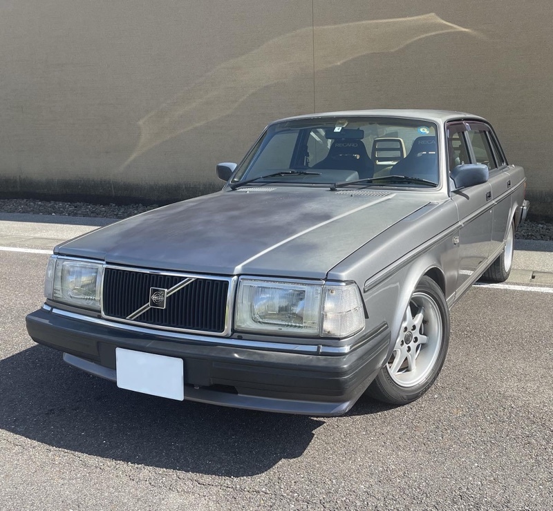 ボルボ 240 セダン 240GL_RHD(AT_2.3)