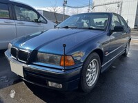 BMW 3シリーズ セダン 320i_RHD(AT_2.0)