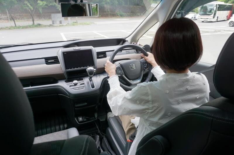 ホンダ フリード+ プラス クロスター ブラックスタイル(CVT_1.5)