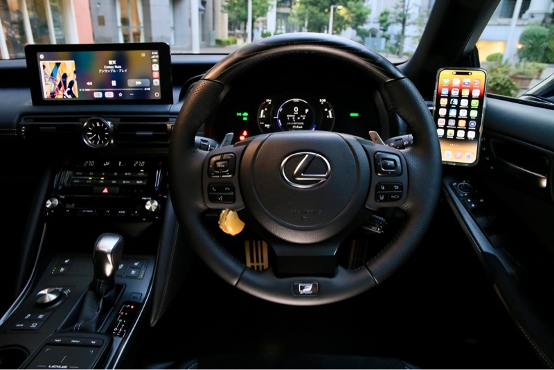 レクサス ISハイブリッド 300h“Fスポーツ モードブラック IV”(CVT_2.5)