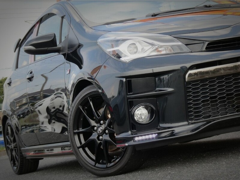 トヨタ ヴィッツ GRスポーツ“GR”(CVT_1.5)