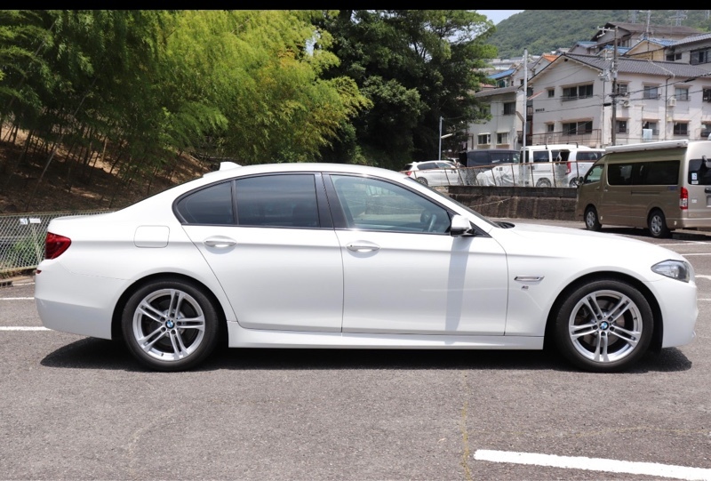 BMW 5シリーズ セダン
