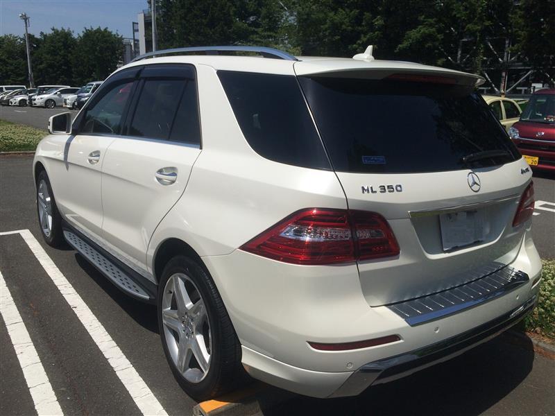 メルセデス・ベンツ Mクラス ML350 4マチック_RHD_4WD(AT_3.5)