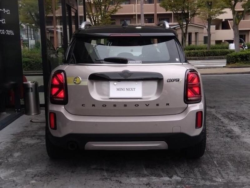 ミニ MINI Crossoverハイブリッド クーパー SE クロスオーバー オール4 アルバートブリッジエディション PHEV_RHD_4WD(AT_1.5)