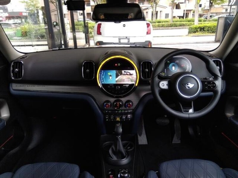 ミニ MINI Crossoverハイブリッド クーパー SE クロスオーバー オール4 アルバートブリッジエディション PHEV_RHD_4WD(AT_1.5)
