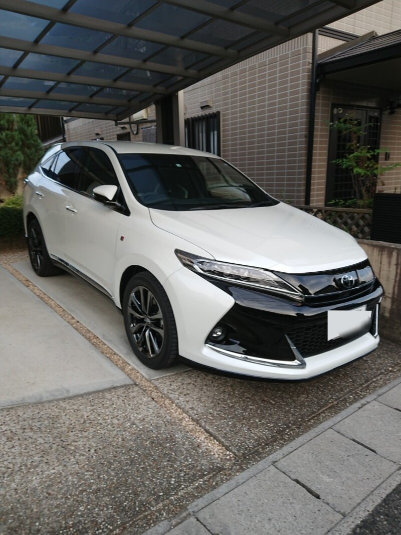 トヨタ ハリアー エレガンス“GRスポーツ”_4WD(AT_2.0ターボ)