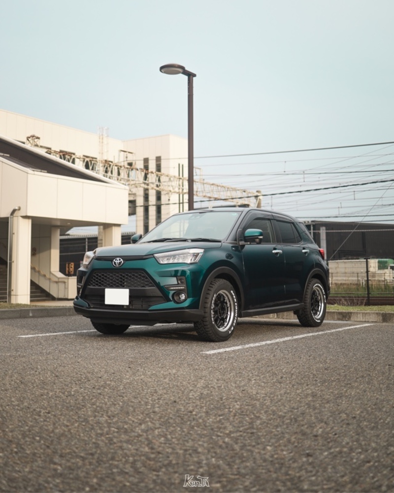 トヨタ ライズ Z_4WD(CVT_1.0)