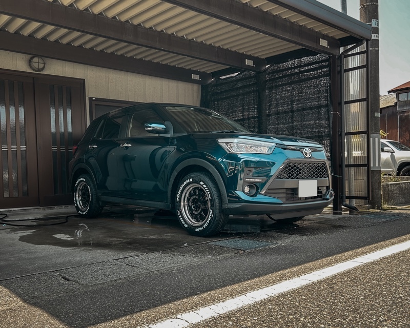 トヨタ ライズ Z_4WD(CVT_1.0)