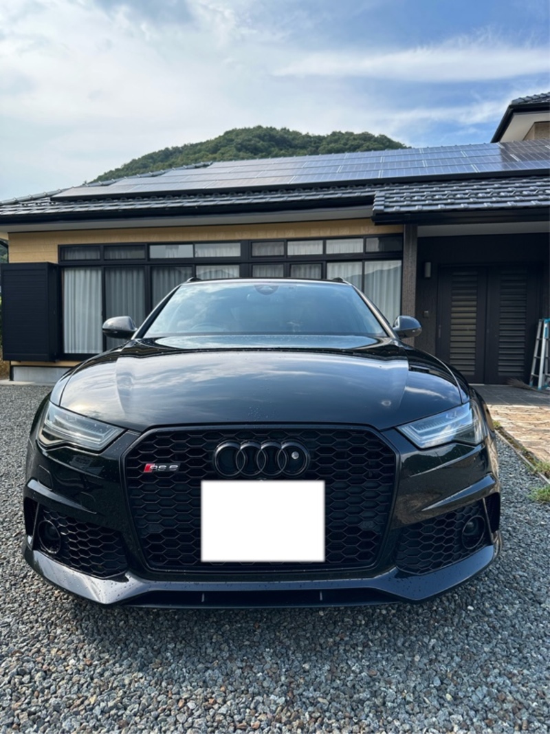 アウディ RS6アバント （ワゴン） RS6 アバント_RHD_4WD(AT_4.0)