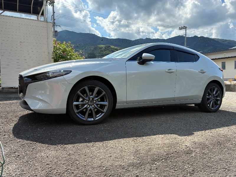 マツダ MAZDA3 ファストバックハイブリッド 20S ツーリング_4WD(EC-AT_2.0)