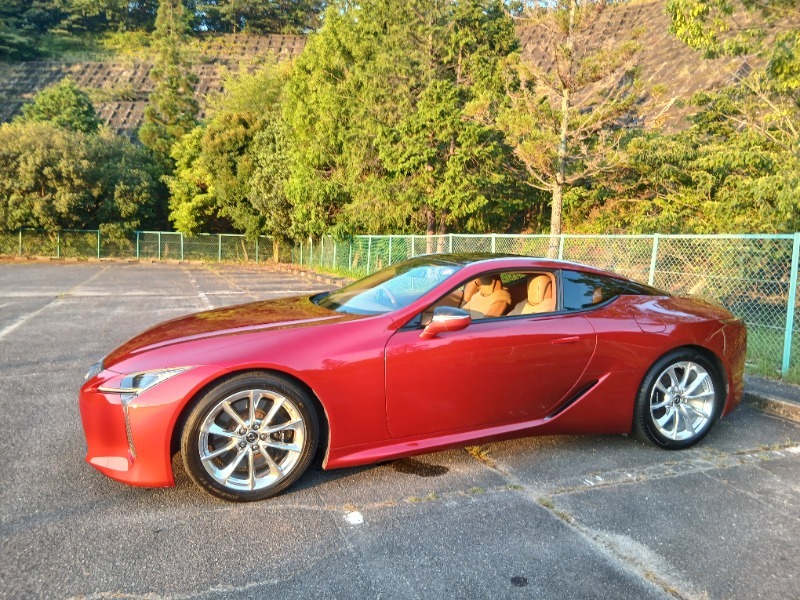 レクサス LCハイブリッド 500h“Lパッケージ”(CVT_3.5)