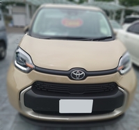 トヨタ シエンタ Z_7人乗り(CVT_1.5_ハイブリッド)