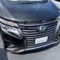 日産 エルグランド 250ハイウェイスターS ジェットブラック アーバンクロム_7人乗り_4WD(CVT_2.5)
