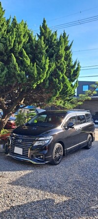 日産 エルグランド 250ハイウェイスターS ジェットブラック アーバンクロム_7人乗り_4WD(CVT_2.5)