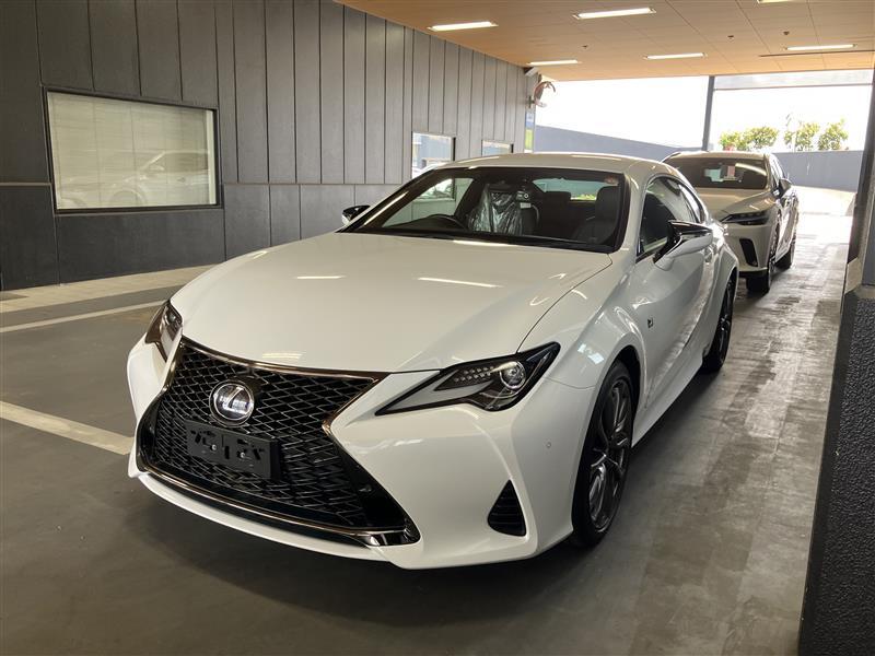 レクサス RCハイブリッド 300h“Fスポーツ”(CVT_2.5)