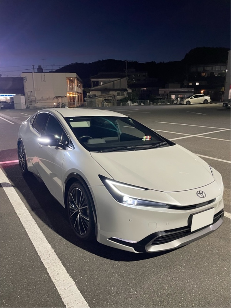 トヨタ プリウス