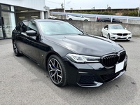 BMW 5シリーズ ツーリング 530i ツーリング Mスポーツ_RHD(AT_2.0)